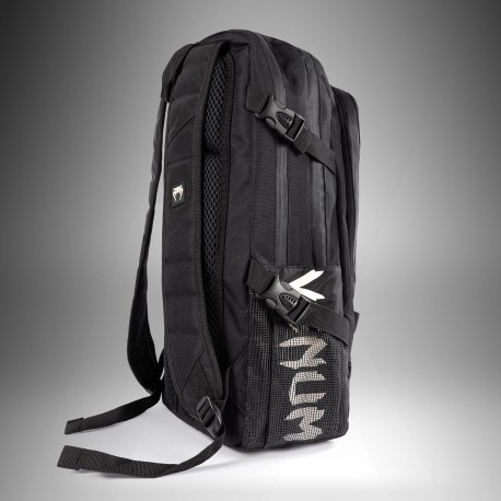Раница Venum Shockwave Backpack